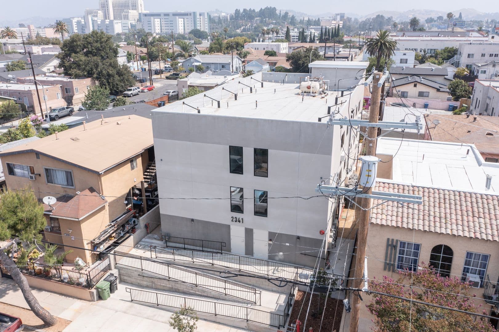 2341 Sheridan Street, Unit 304